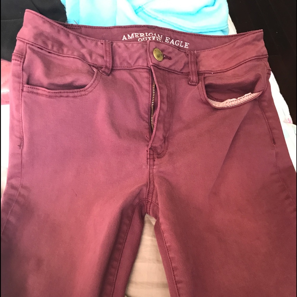 AE Skinny Jegging. Washed out deep burgundy EUC W6